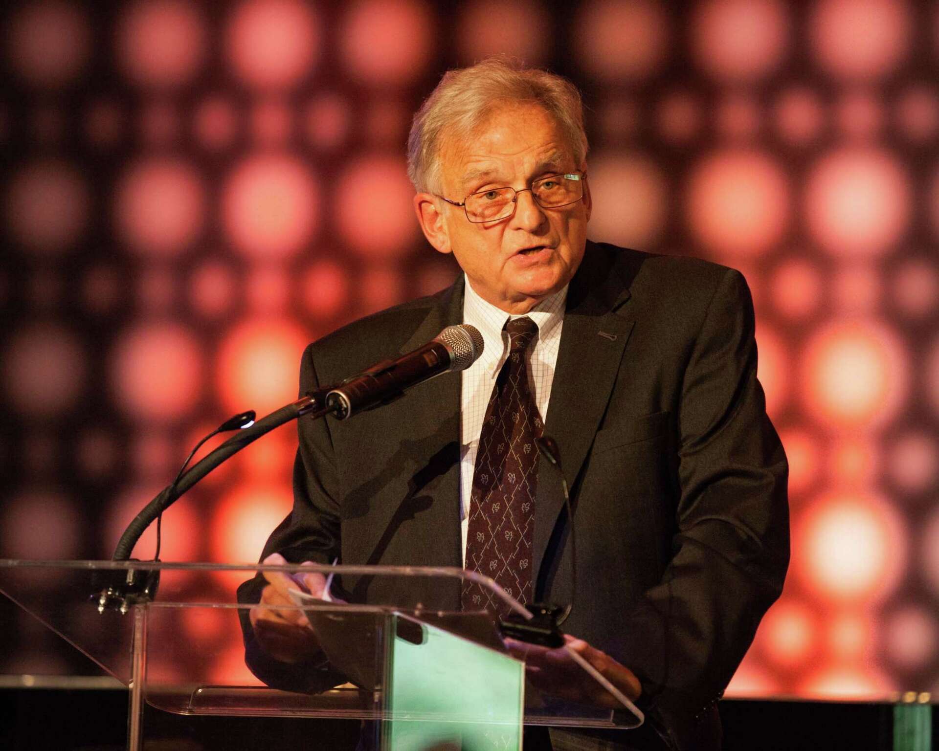 Arthur Ammann UCSF Doctor Who Discovered AIDS Virus In Infants Dies At 85 arthur-ammann-ucsf-doctor-who-discovered-aids-virus-in-infants-dies-at-85