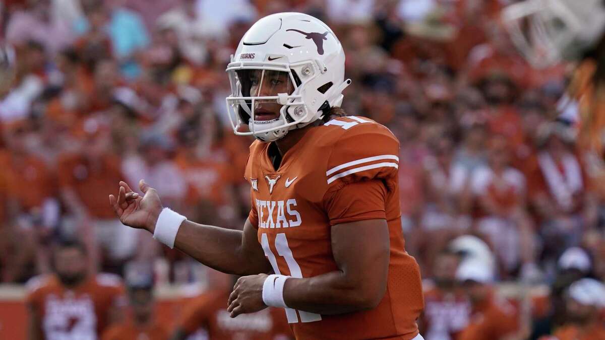 Casey Thompson will get his chance to run Texas' offense from the jump as he makes his first start at quarterback Saturday against Rice.