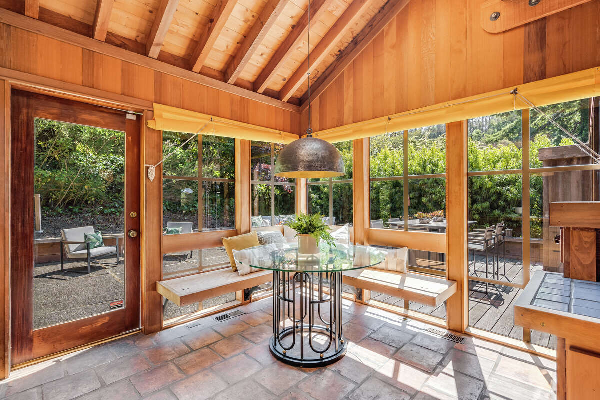 This Cole Valley home just sold for $ 2.1 million above price, setting a new record.