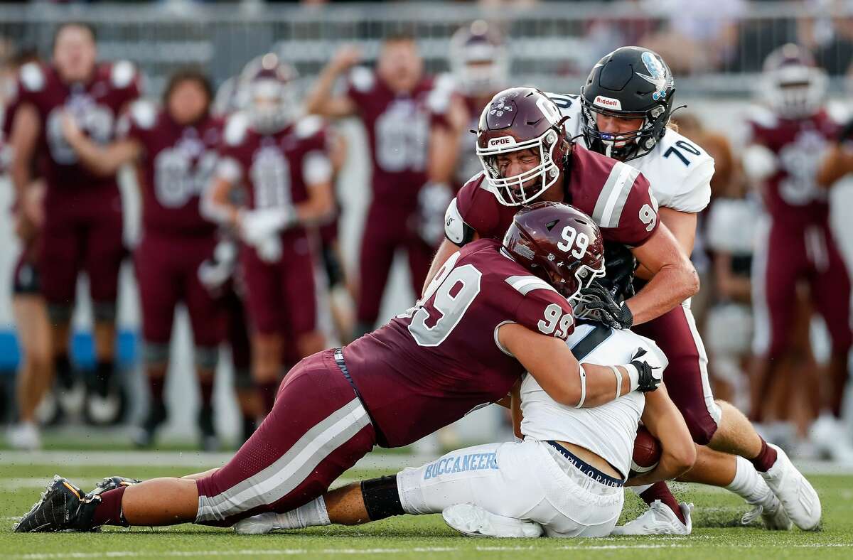 Cinco Ranch beats Brazoswood to remain undefeated