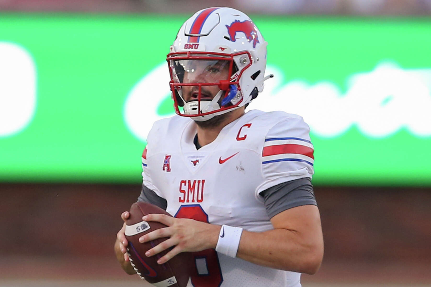 Tanner Mordecai tosses 4 TDs, SMU cruises past North Texas