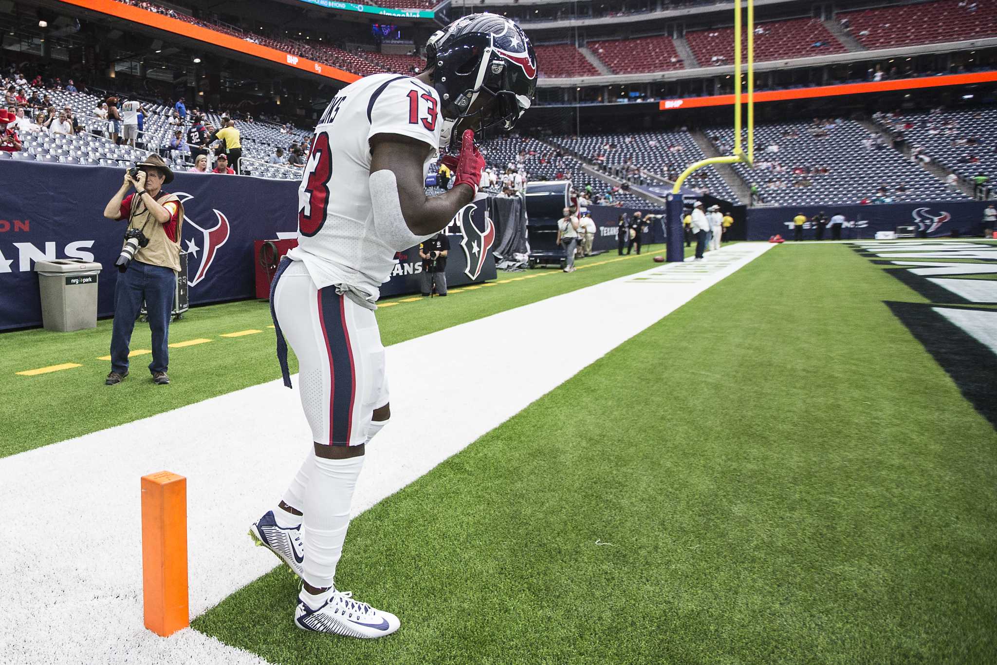 Texans' Cooks not interested in being part of rebuild