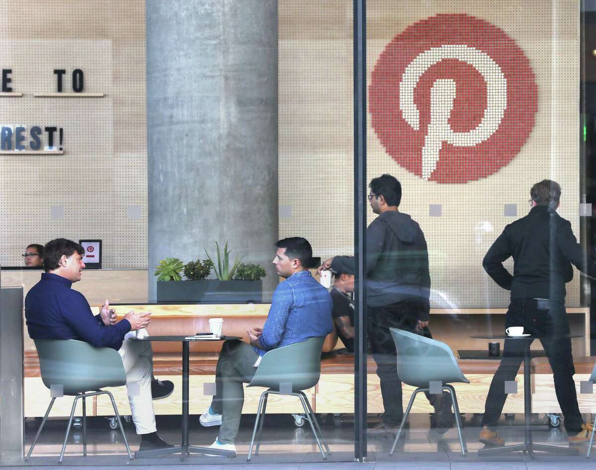 据彭博社报道，旧金山社交分享公司Pinterest计划裁员150人。
