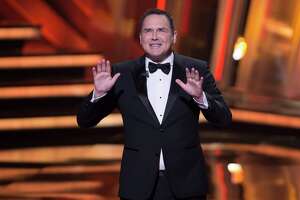 Foxwoods posts condolences, refund note for Norm MacDonald show