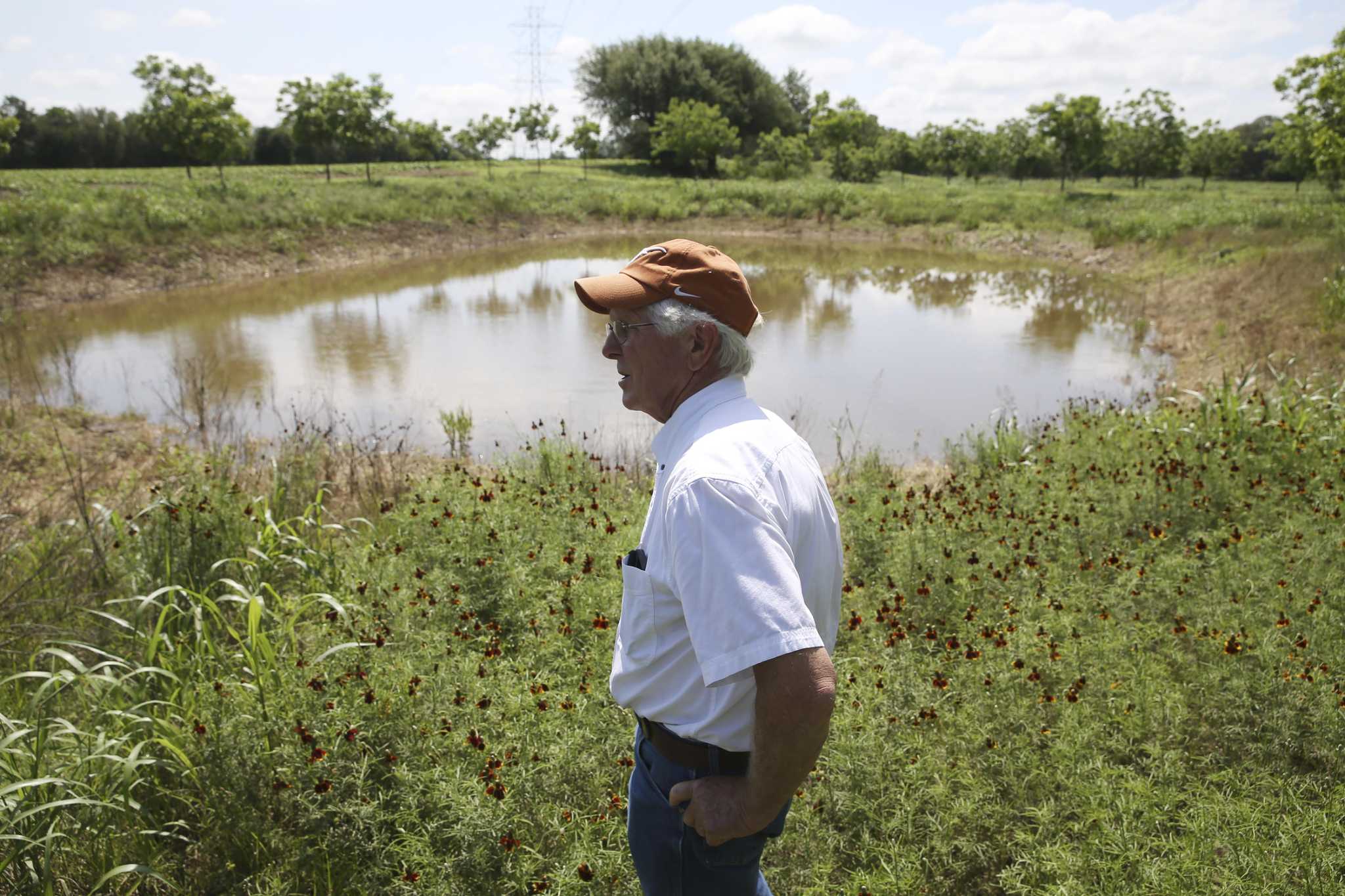 From Garden Ridge to New Braunfels, 'Quarry Row' has residents demanding  stricter regulation