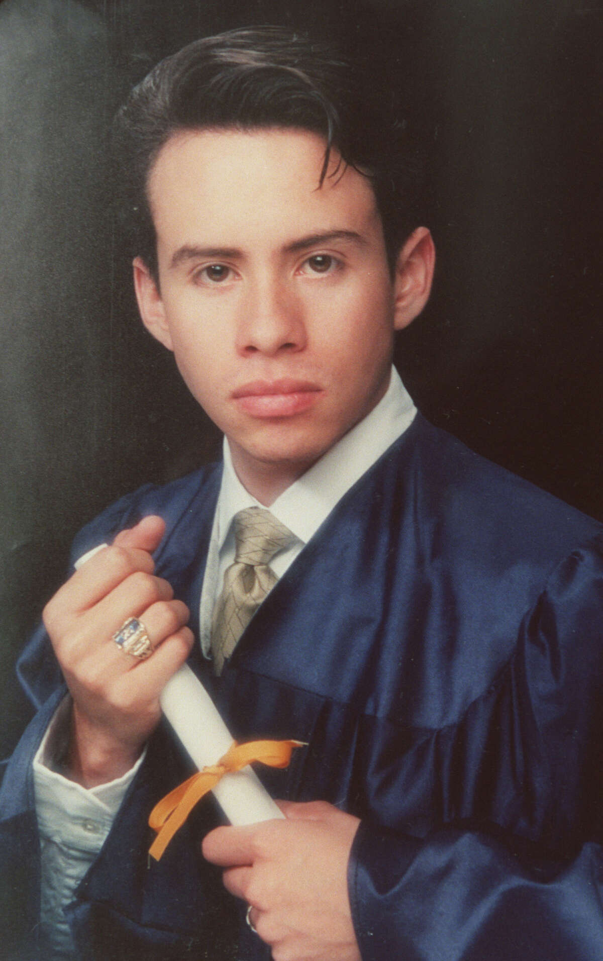 8 people fell to their death after a barge hit the Queen Isabella