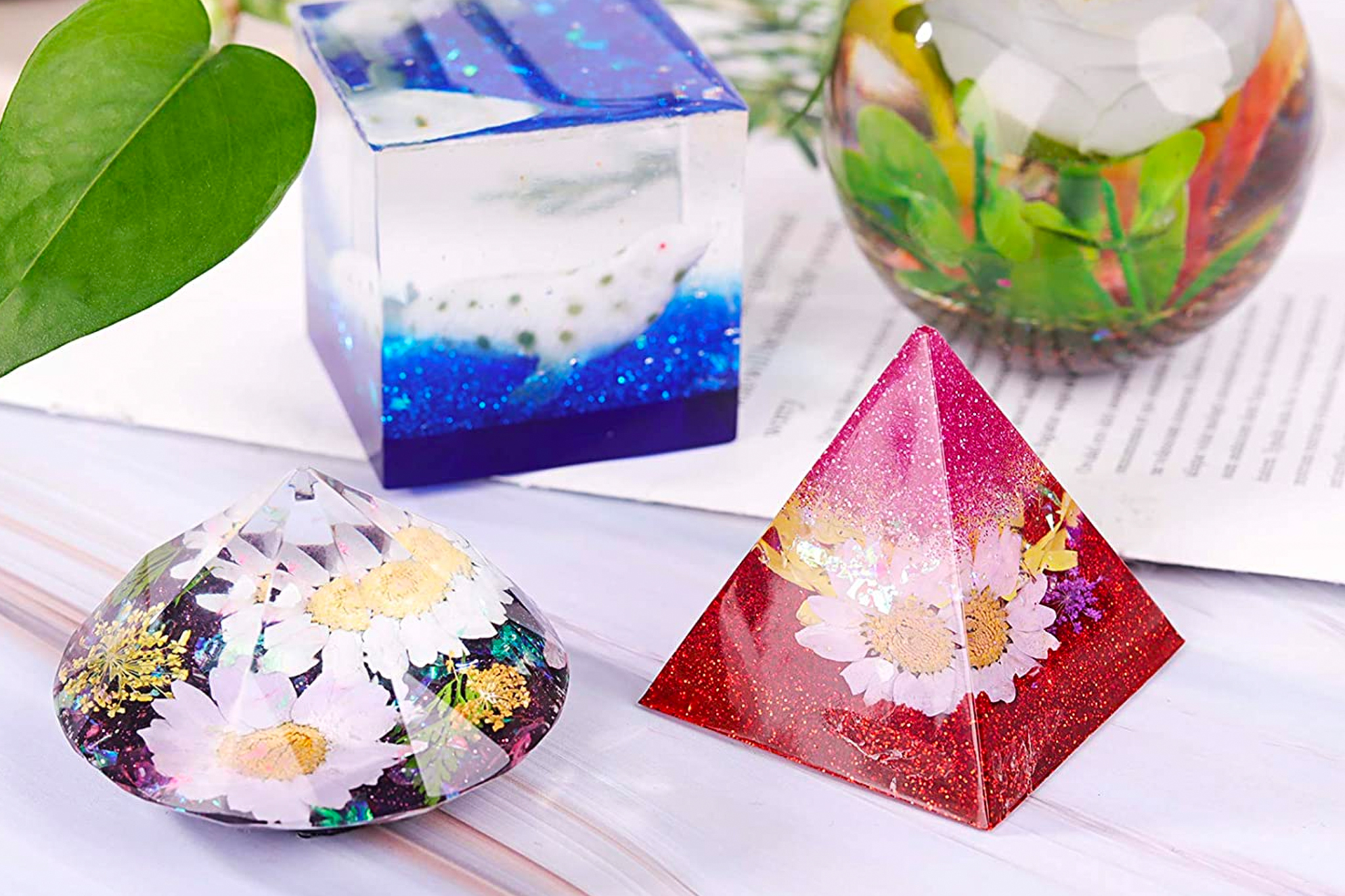 Resin Art For Beginners: Learn How to Make Your Own Resin Art
