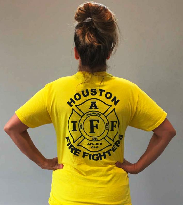 Judge calls for changes to Texas ban on political apparel at the polls - Vimarsana News