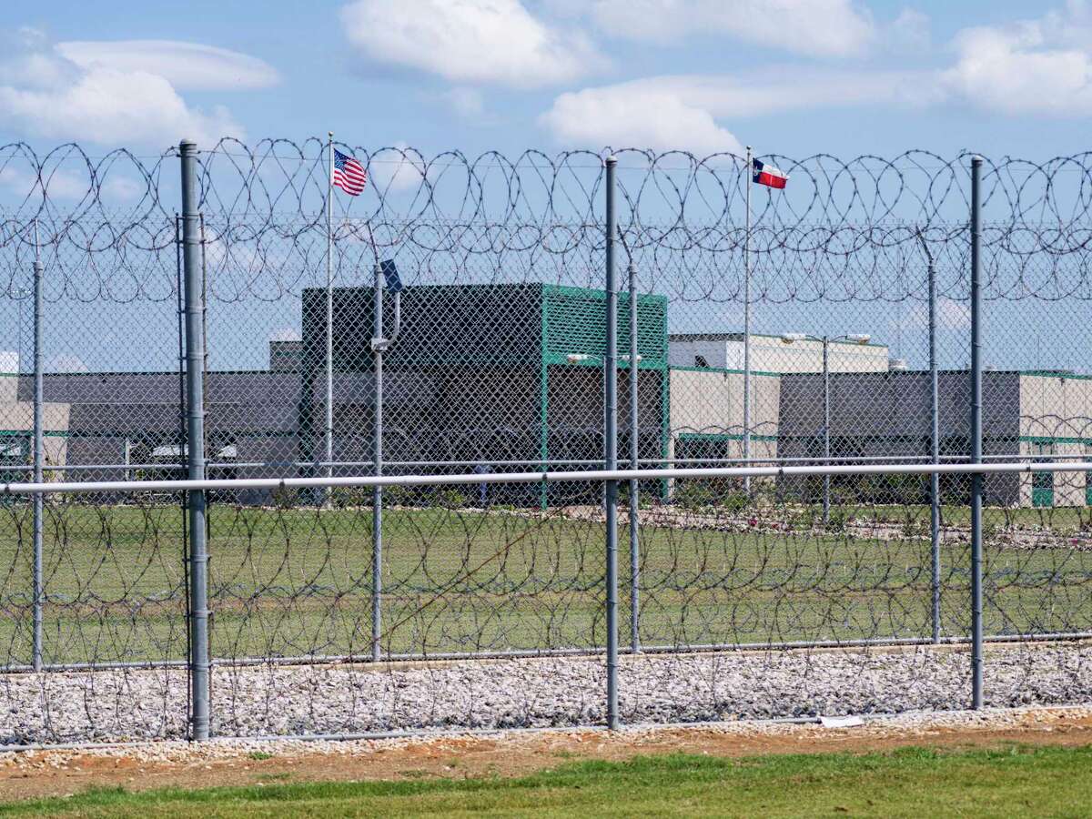 Man on death row for 1986 killing is ‘intellectually disabled,’ Harris