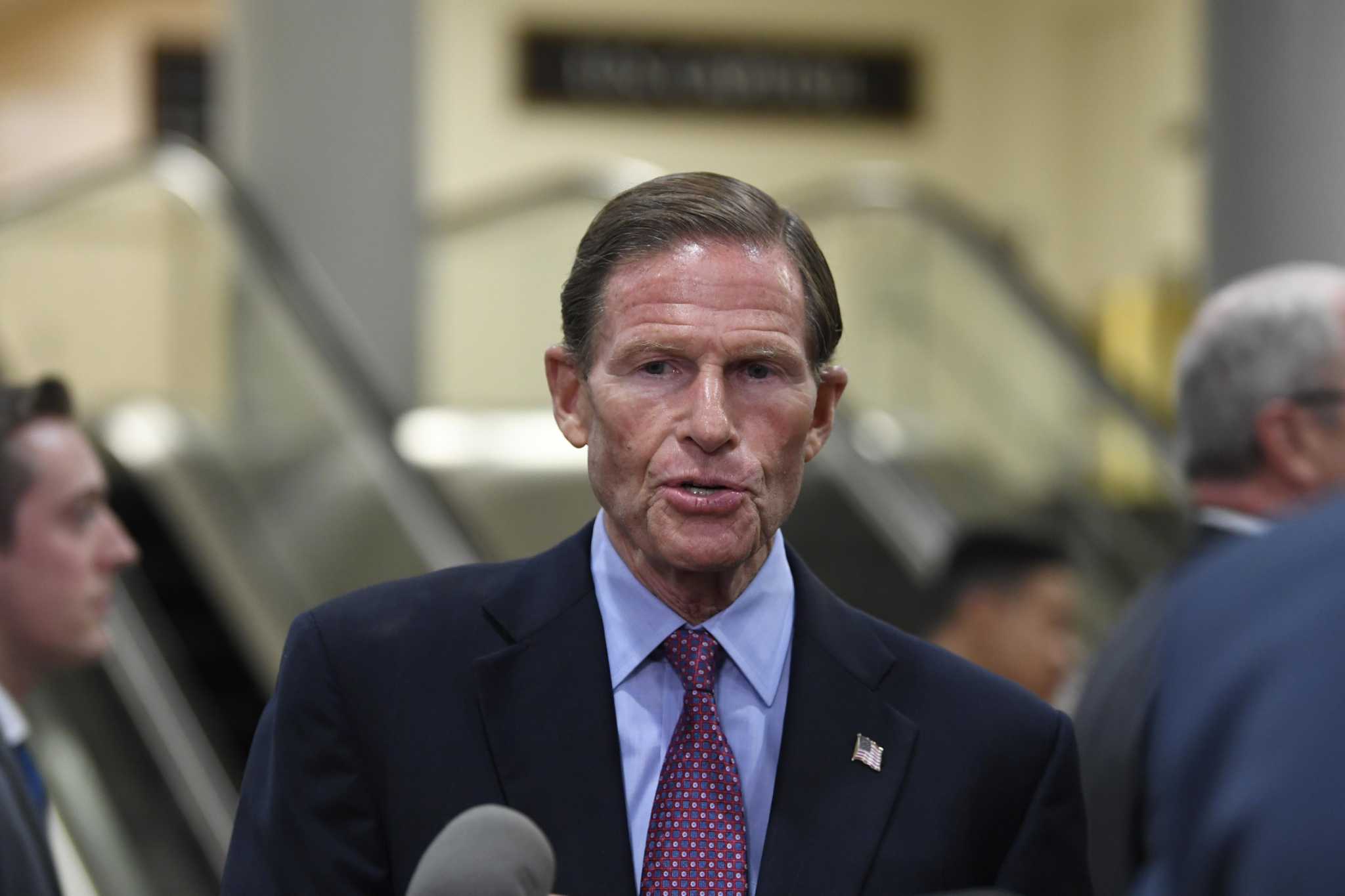 Connecticut senators call for investigation into marketing of military-style weapons to children - Vimarsana News