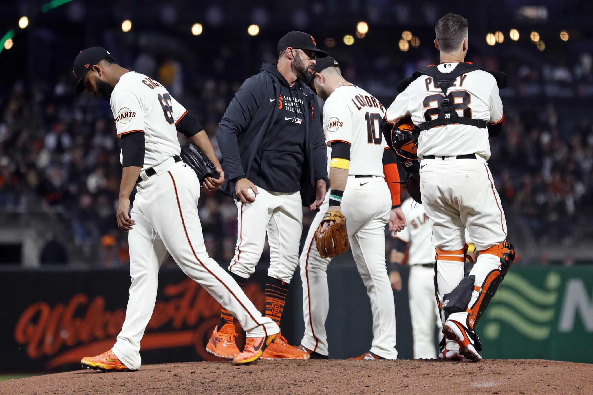 Why Brandon Belt's injury puts SF Giants' spotlight on Kris Bryant