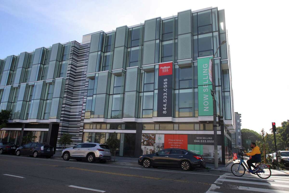 A San Francisco City Attorney’s Office investigation accused the developer of 555 Fulton St. project, Zhang Li, of improperly paying for meals for Tom Hui, the former director of the Department of Building Inspection.