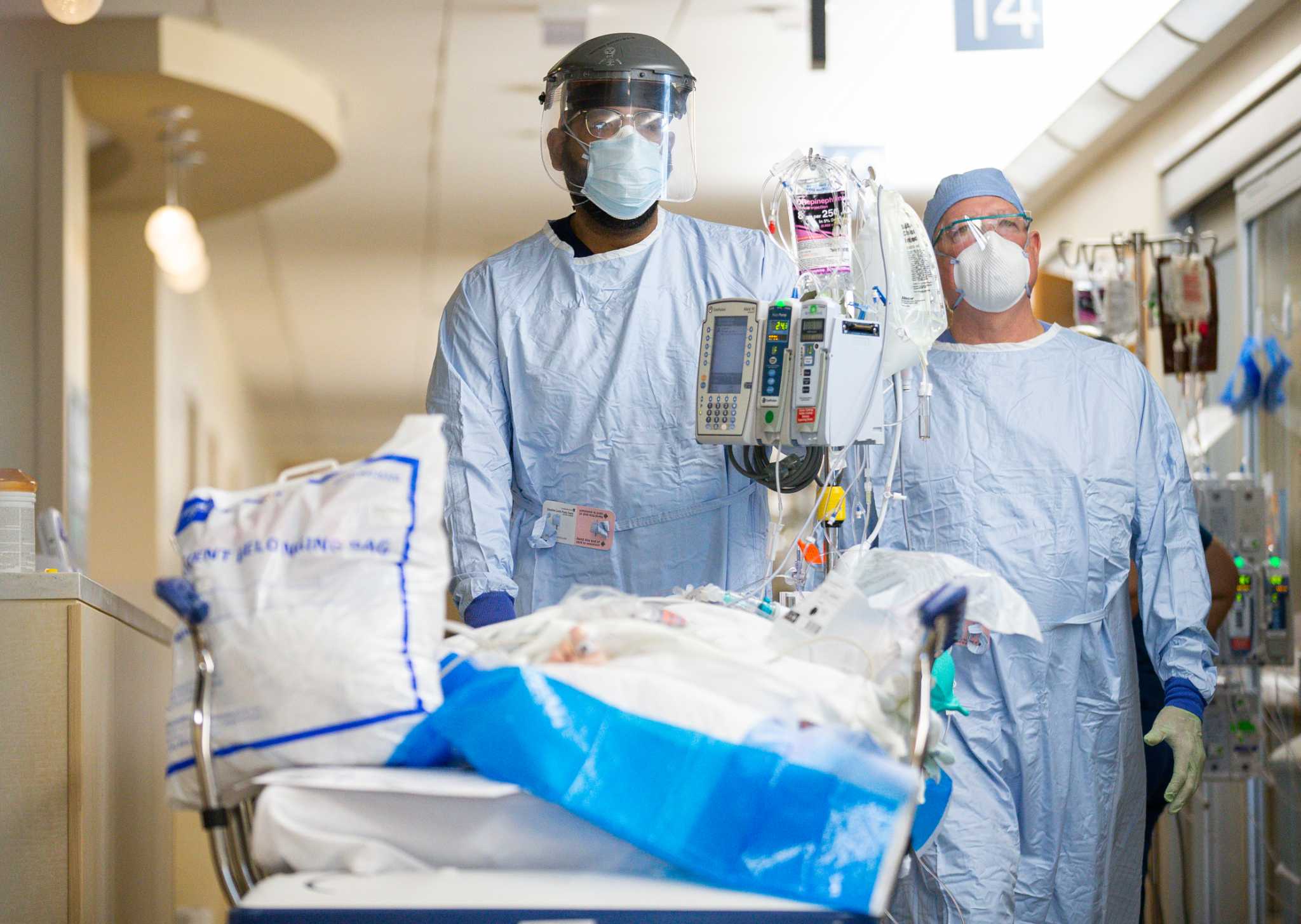 Houstonarea ICU beds remain scarce even as COVID hospitalizations