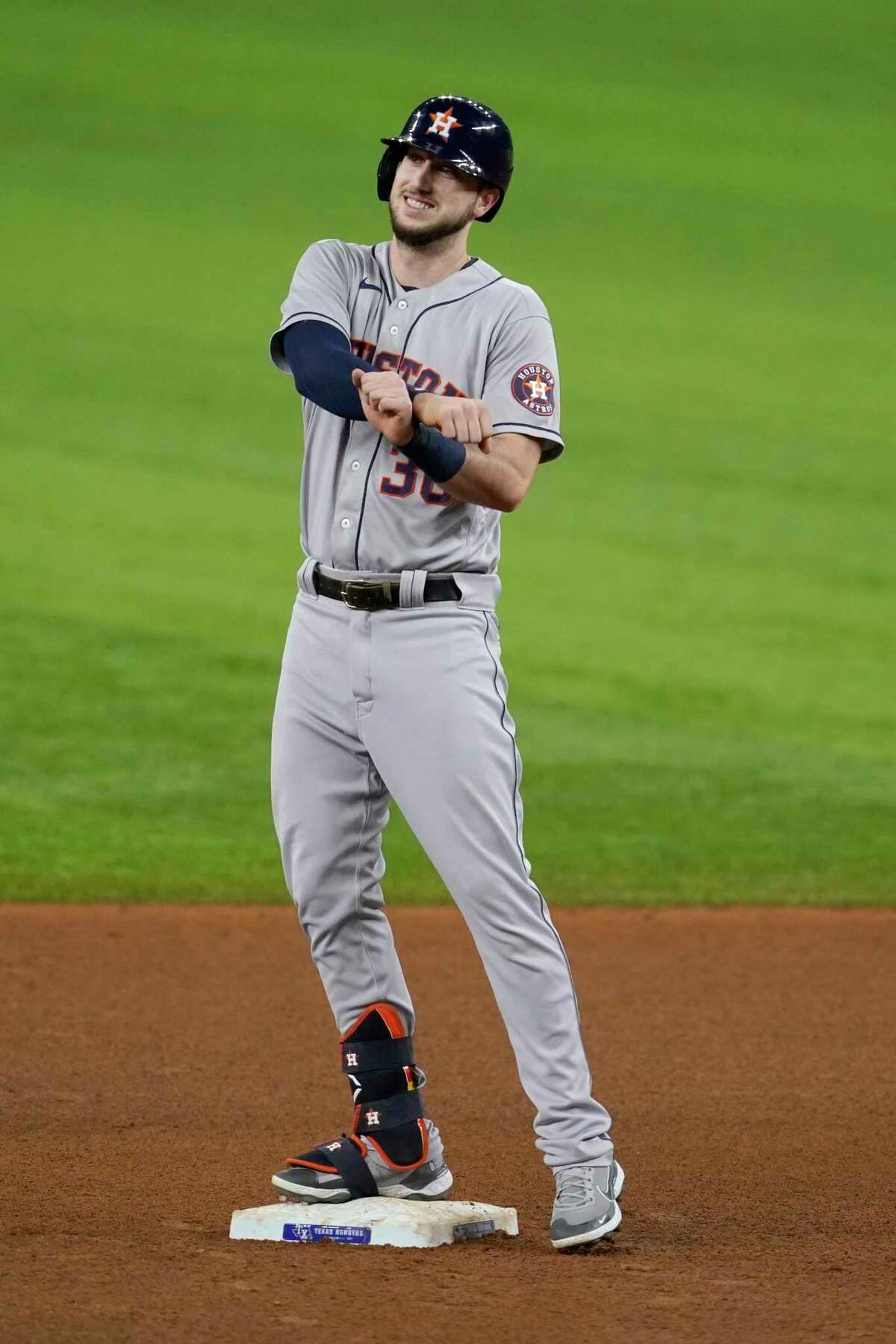 What does Astros' Kyle Tucker's big hit celebration mean?