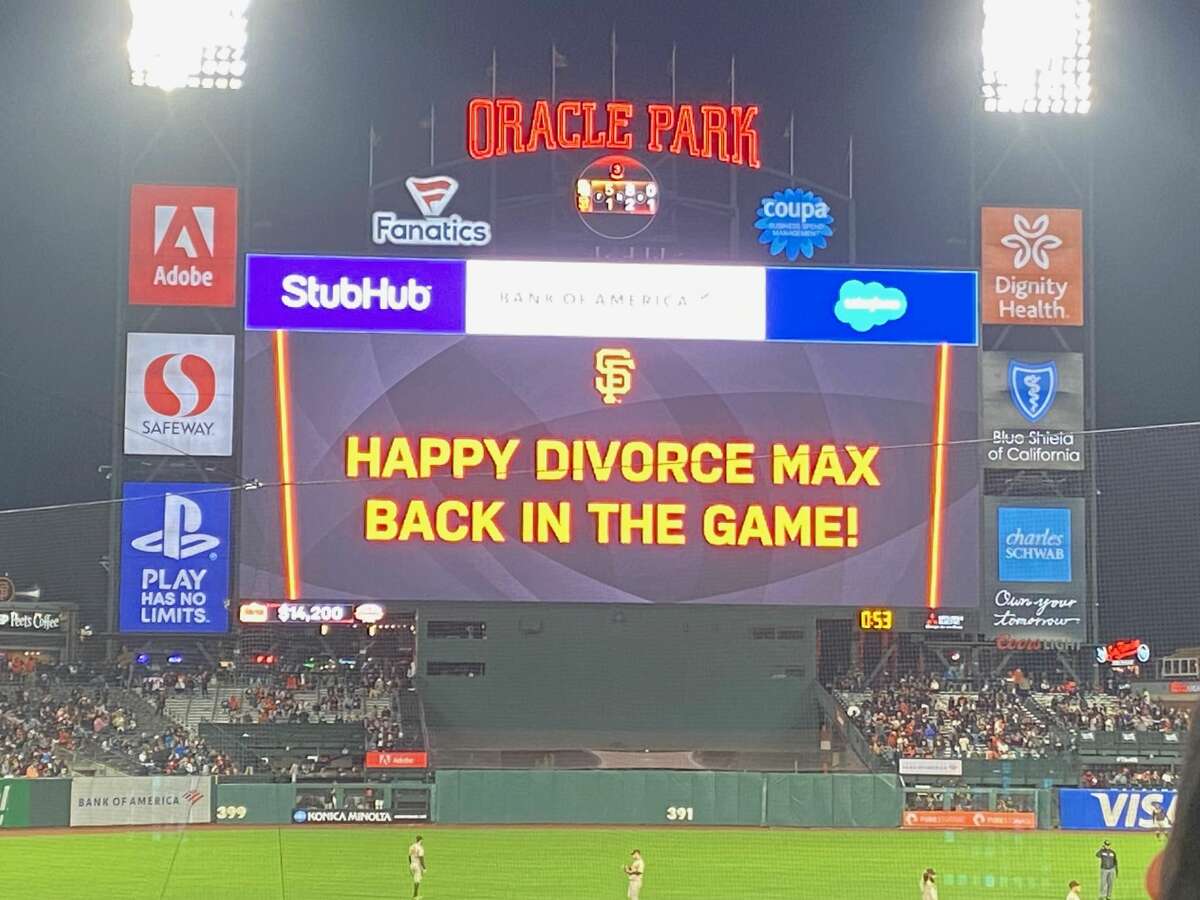 A Giants jumbotron message congratulating a man on his divorce went