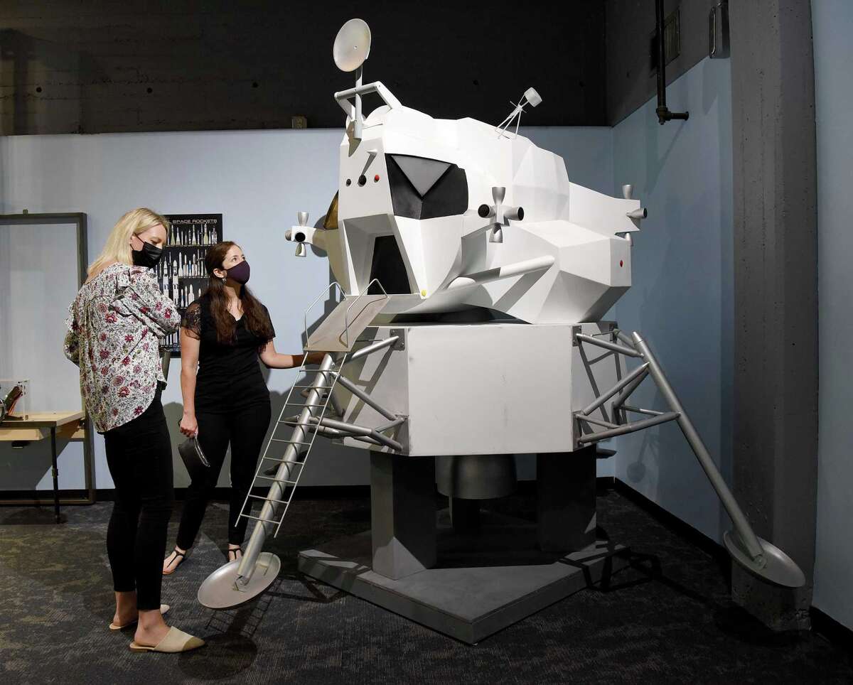 Bridgeport’s Discovery Center reopens with SHU partnership