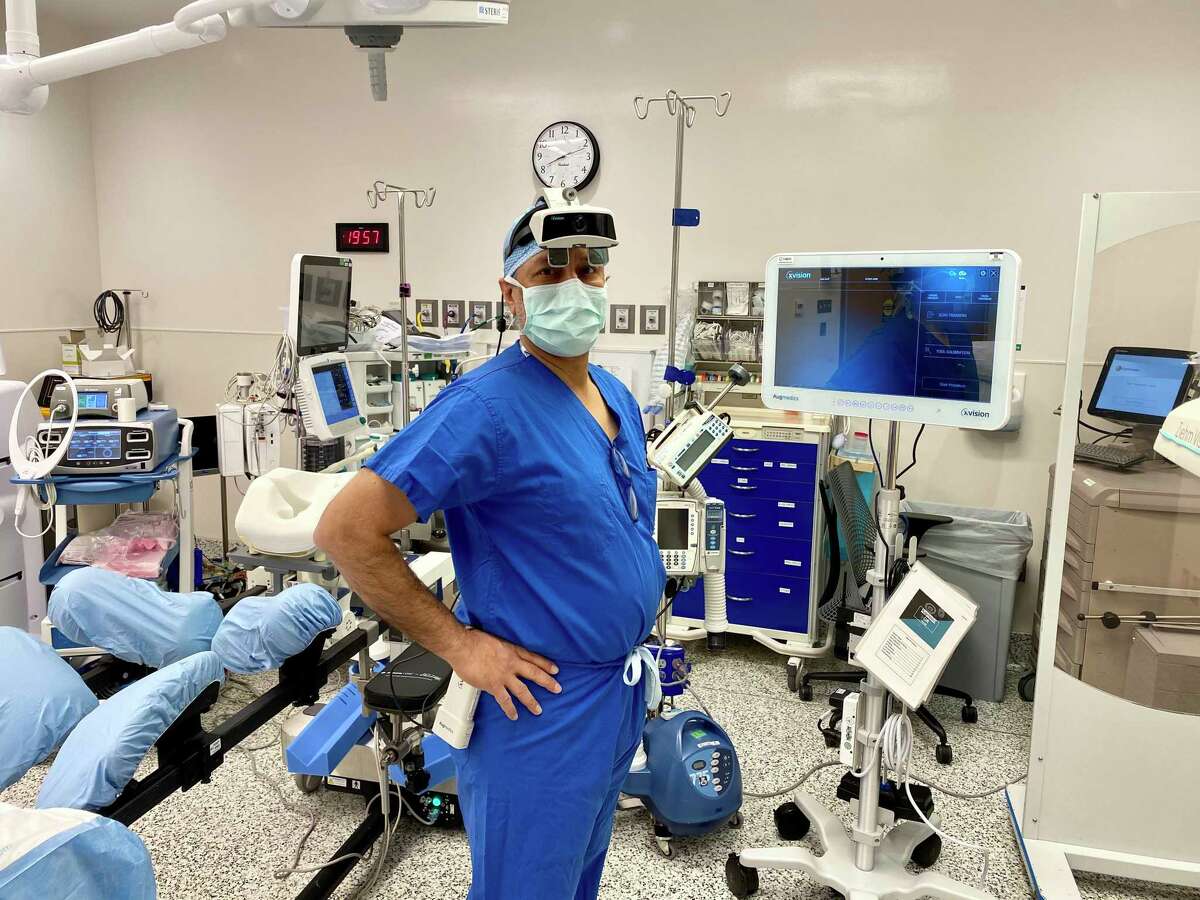 Dr. Harvinder Sandhu is co-chief of HSS Spine at Hospital for Special Surgery at Stamford Health, the first healthcare provider in the region using the advanced computerized AR navigation technology for spine surgery. By using specialized goggles, Sandhu said he is able to see through tissue surrounding a patient’s spine and provide more precise and faster surgeries and, by extension, quicker recovery with less chance of infection.