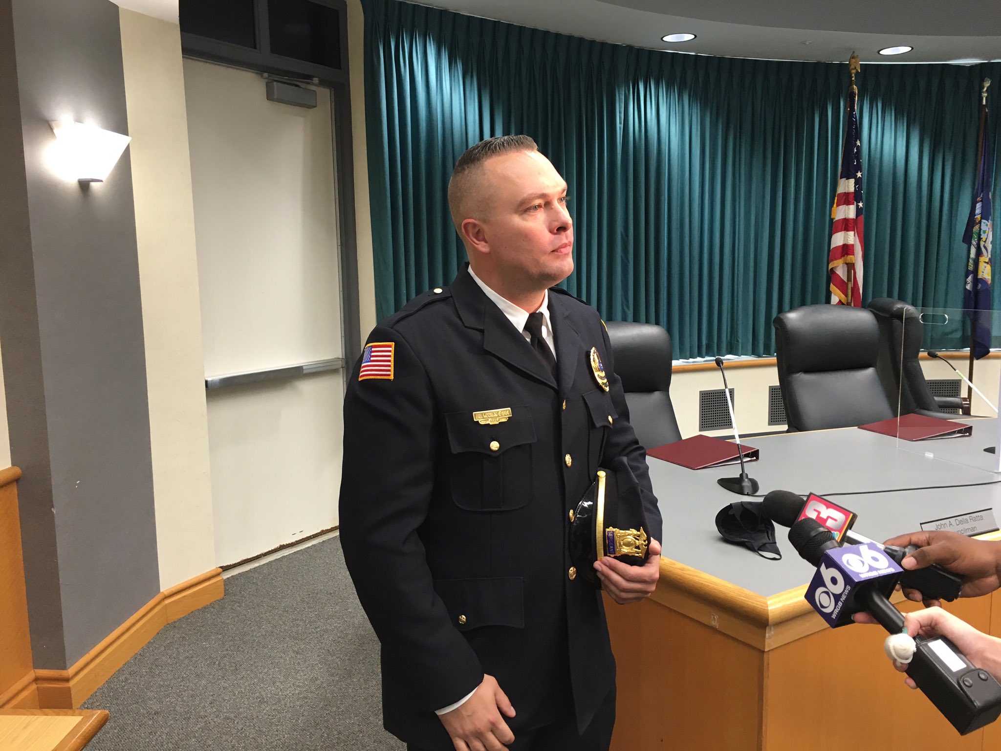 Body cameras, rebranding part of Niskayuna police efforts to burnish image - Vimarsana News