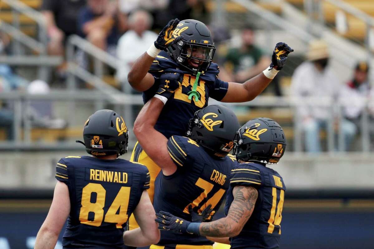 Running back Damien Moore (28), who has a team-best 391 yards and five TDs on the ground, and his Cal teammates will look to make it two wins in a row when the Bears host Oregon State at 4 p.m. Saturday. (Pac-12 Network)
