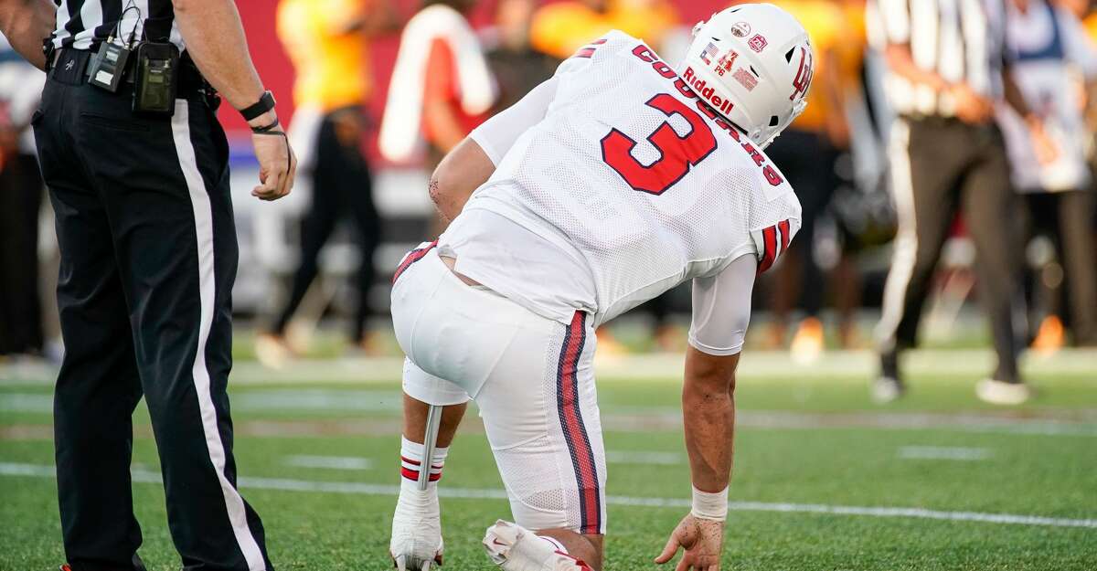 WATCH: Houston Cougars QB Clayton Tune talks about the Texans' new