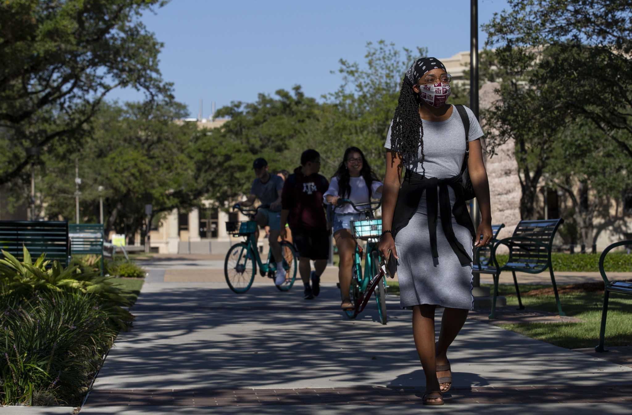 After Texas A&M student died from COVID19, students and faculty rally