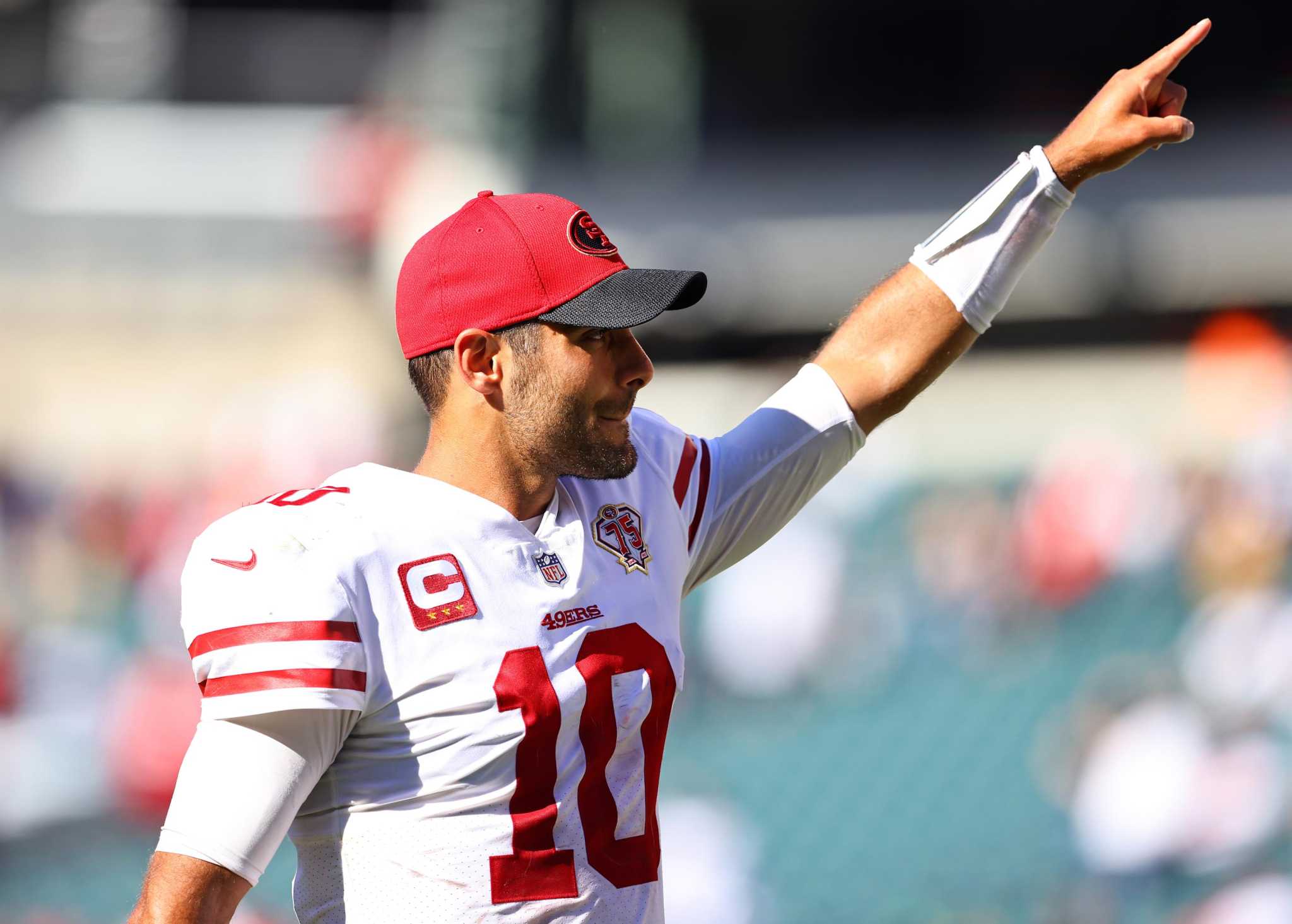 Philadelphia, Pennsylvania, USA. 19th Sep, 2021. San Francisco 49ers  quarterback Trey Lance (5) throws the ball prior to the NFL game between  the San Francisco 49ers and the Philadelphia Eagles at Lincoln