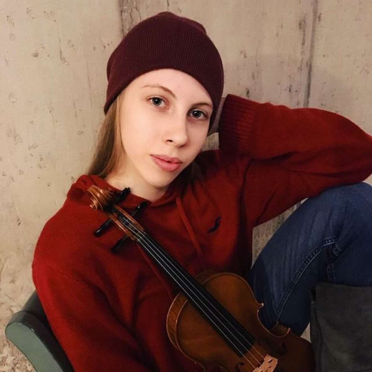 Sanne Zwikker, a 14-year-old Dutch-American violinist from New York City, will give a free solo concert at the Ivoryton Playhouse Sept. 27.