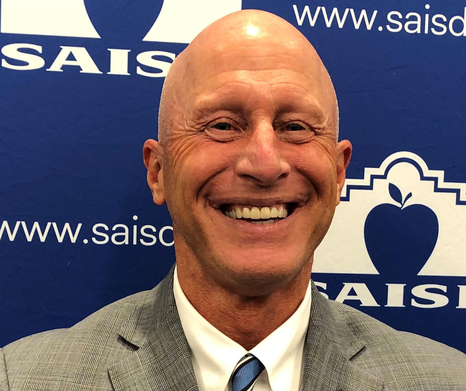 San Antonio ISD board names Robert Jaklich, a veteran superintendent