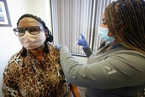 U.S. Rep. Sheila Jackson Lee encourges COVID, flu vaccinations