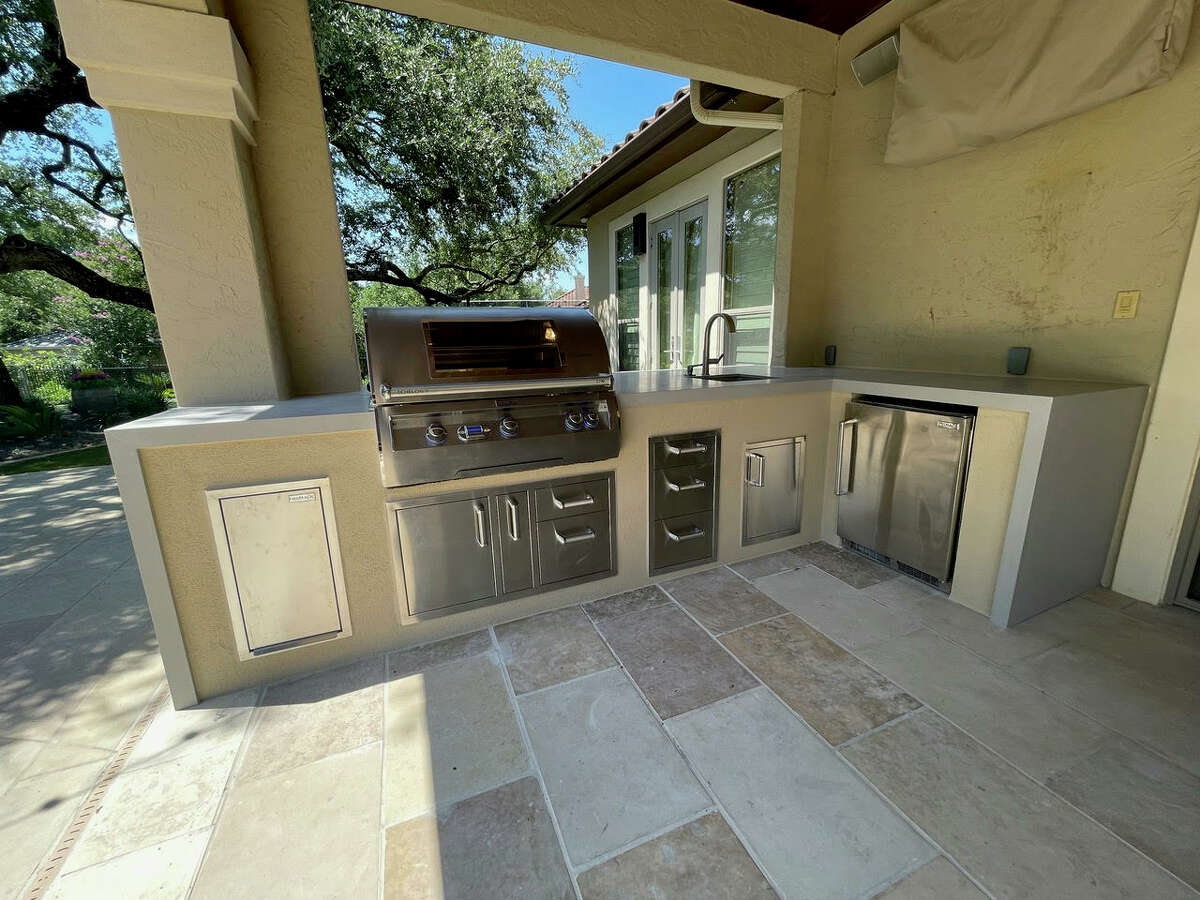 According to Cozy Outdoor Escapes, the simplest outdoor kitchens cost about $8,000 to $10,000, but they can range from $20,000 and beyond for more luxurious iterations. 