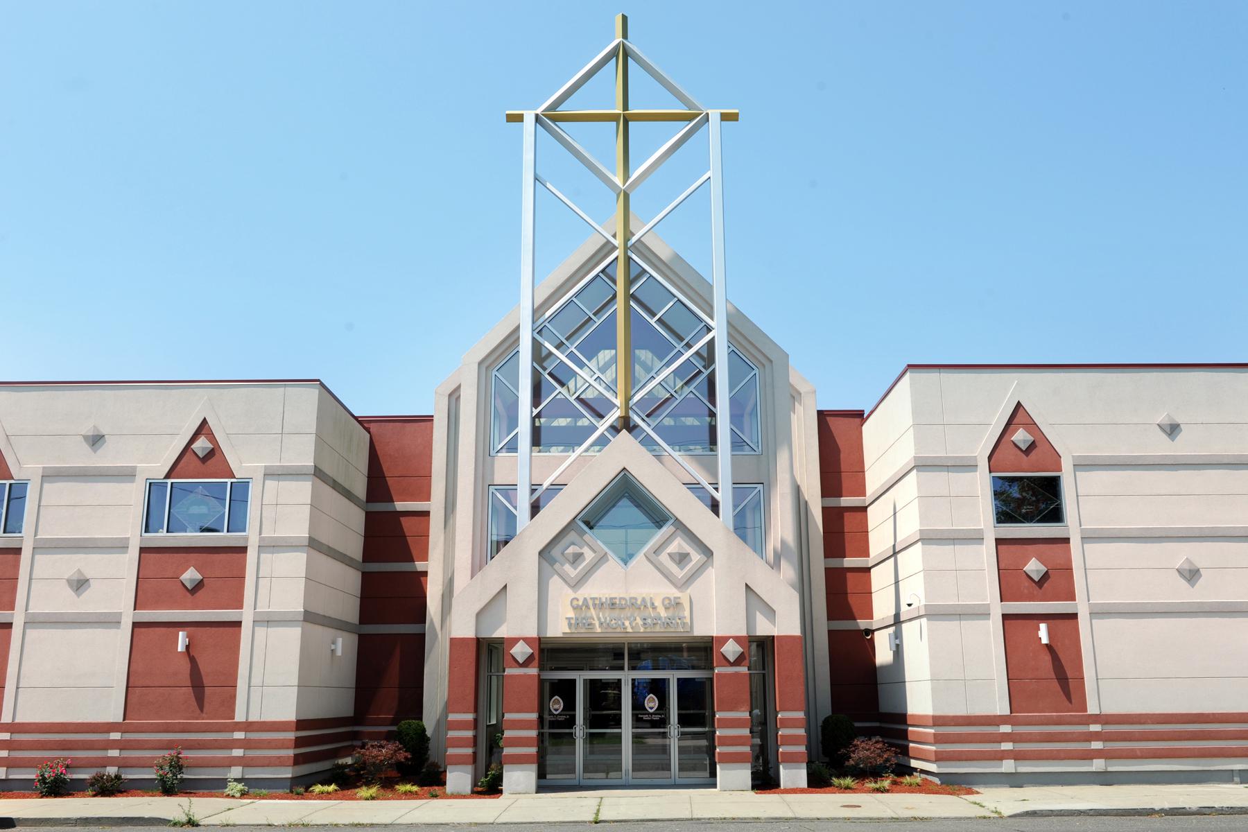 Judge Bridgeport church under foreclosure must be vacated