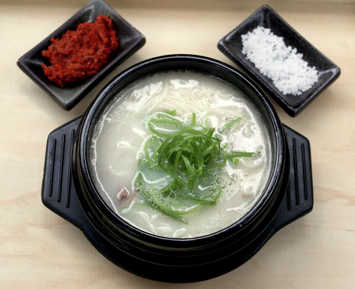 Sul lung tang, a beef noodle soup with sliced ​​brisket, at Um.ma, Chris Oh's restaurant in San Francisco's Sunset.