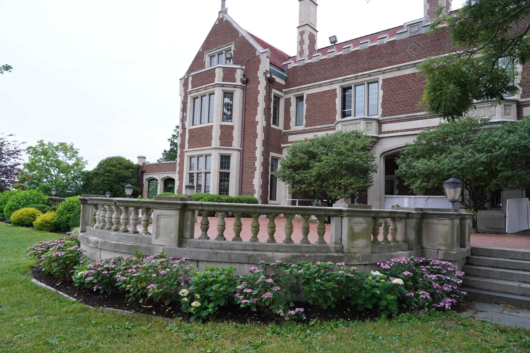New Canaan's Waveny House to get new website for weddings, events - Vimarsana News