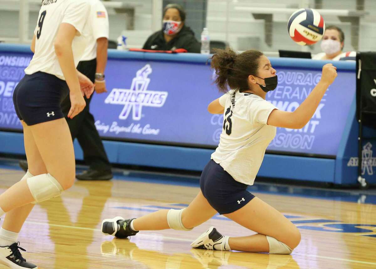 O’Connor volleyball finds stride after bumpy start