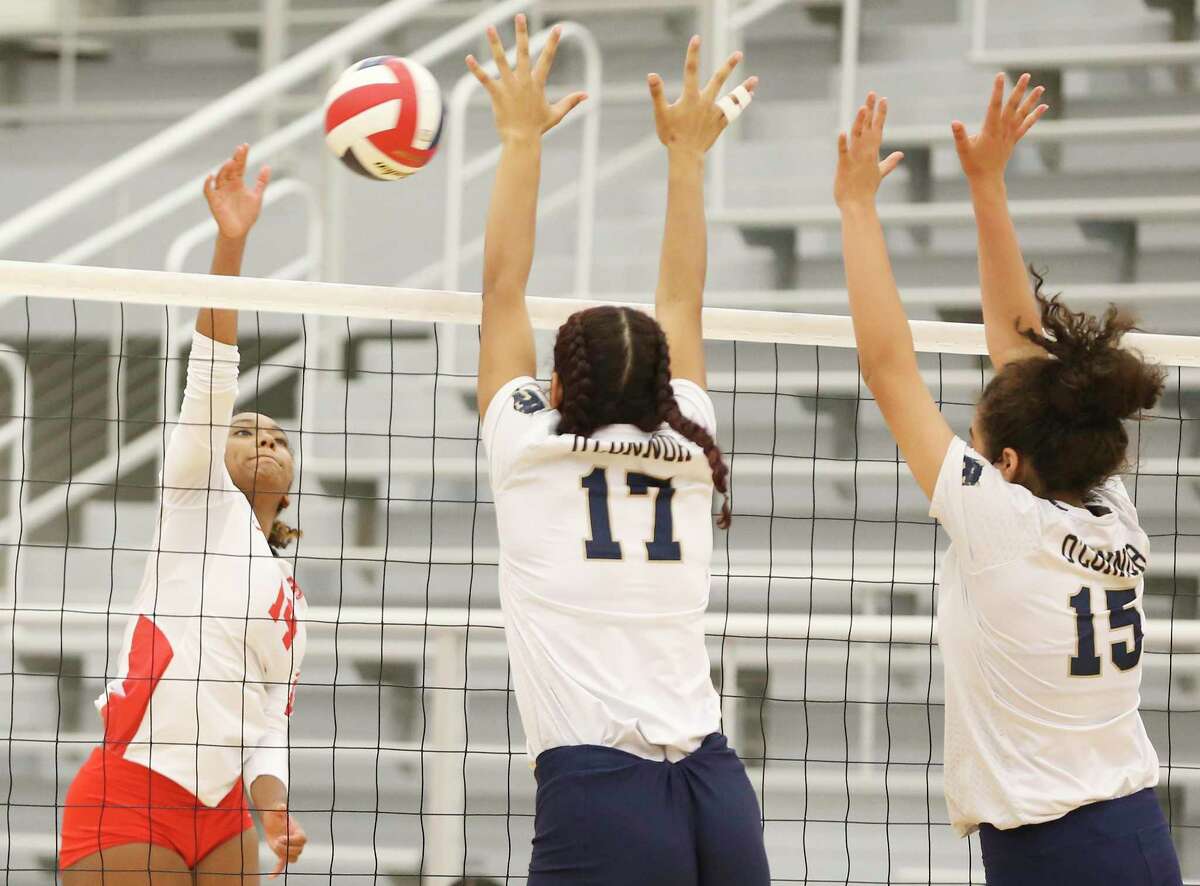 O’Connor volleyball finds stride after bumpy start