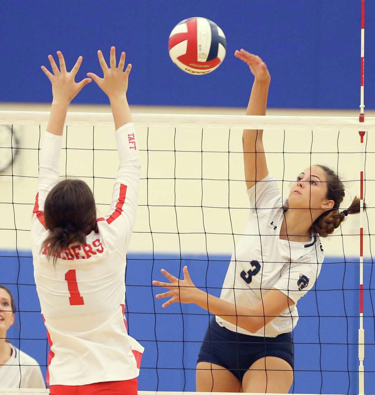 O’Connor volleyball finds stride after bumpy start