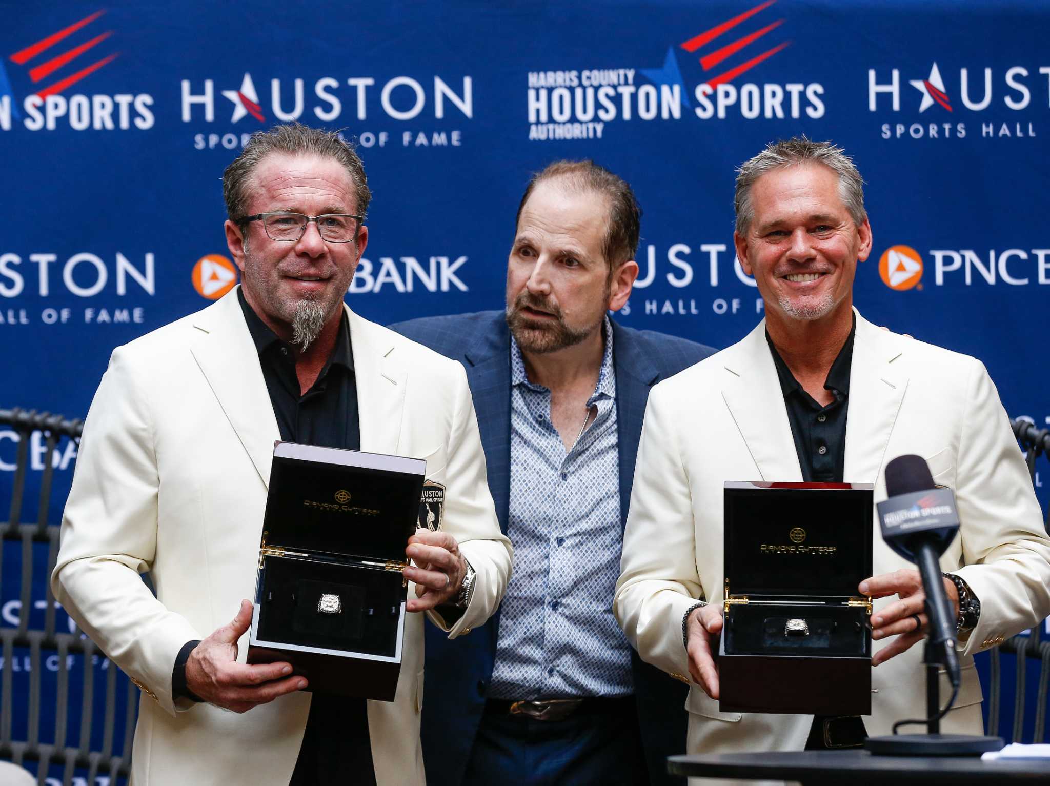 Craig Biggio & Jeff Bagwell Signed Houston Astros 16x20 Photo Inscribed  HOF 15 & HOF '17 (TriStar Hologram)
