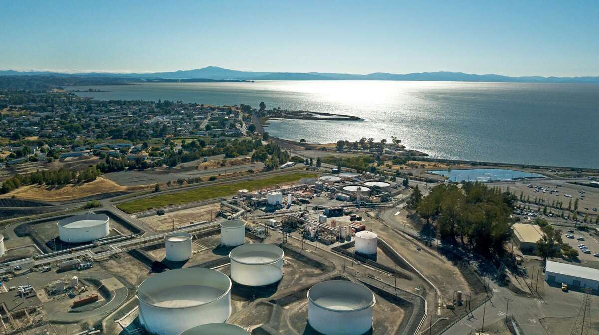 Phillips 66 plans to cease processing of crude oil at the 120,000 barrels per day portion of its San Francisco refining complex in Rodeo, Calif. and convert the plant into a renewable fuels refinery.