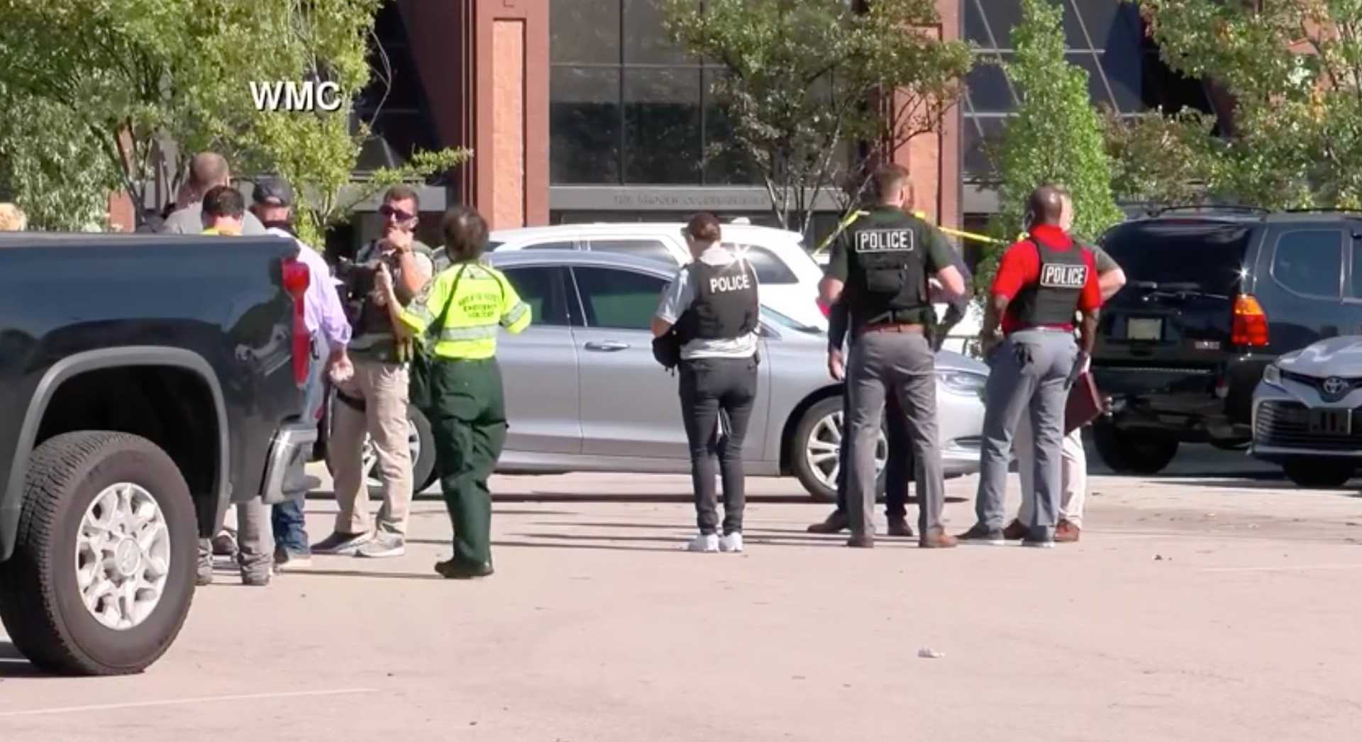 Shooting at Tennessee grocery store leaves at least 1 dead, 14 others ...