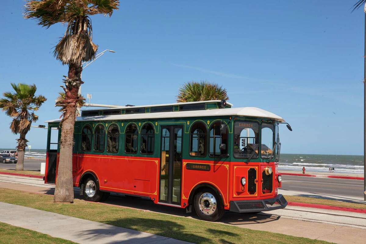Galveston’s classic rail trolleys returning to service Oct. 1