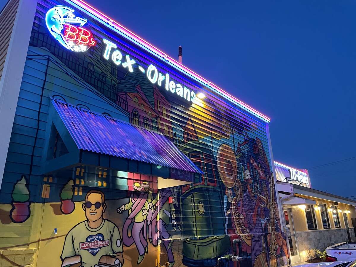 BB's Tex-Orleans debuta en San Antonio, Texas en 5423 W Loop 1604 North.