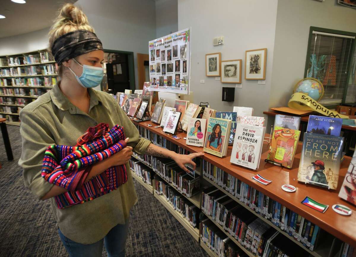 Darien Library Celebrates Hispanic Heritage Month