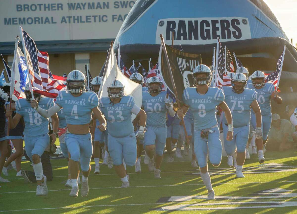 Greenwood takes the field 09/24/2021 at J.M. King Memorial Stadium against Canyon. Tim Fischer/Reporter-Telegram