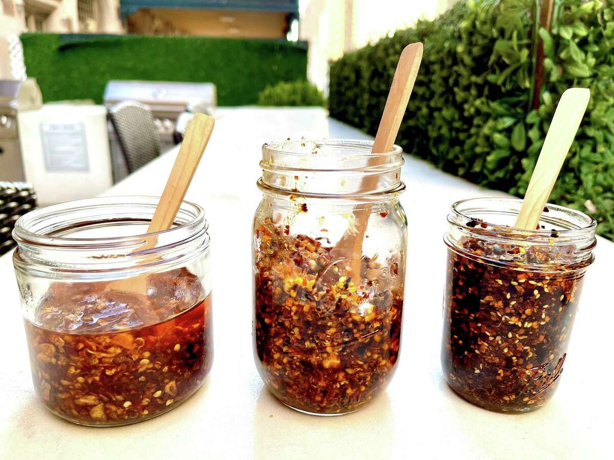 How to make your own chile crisp at home