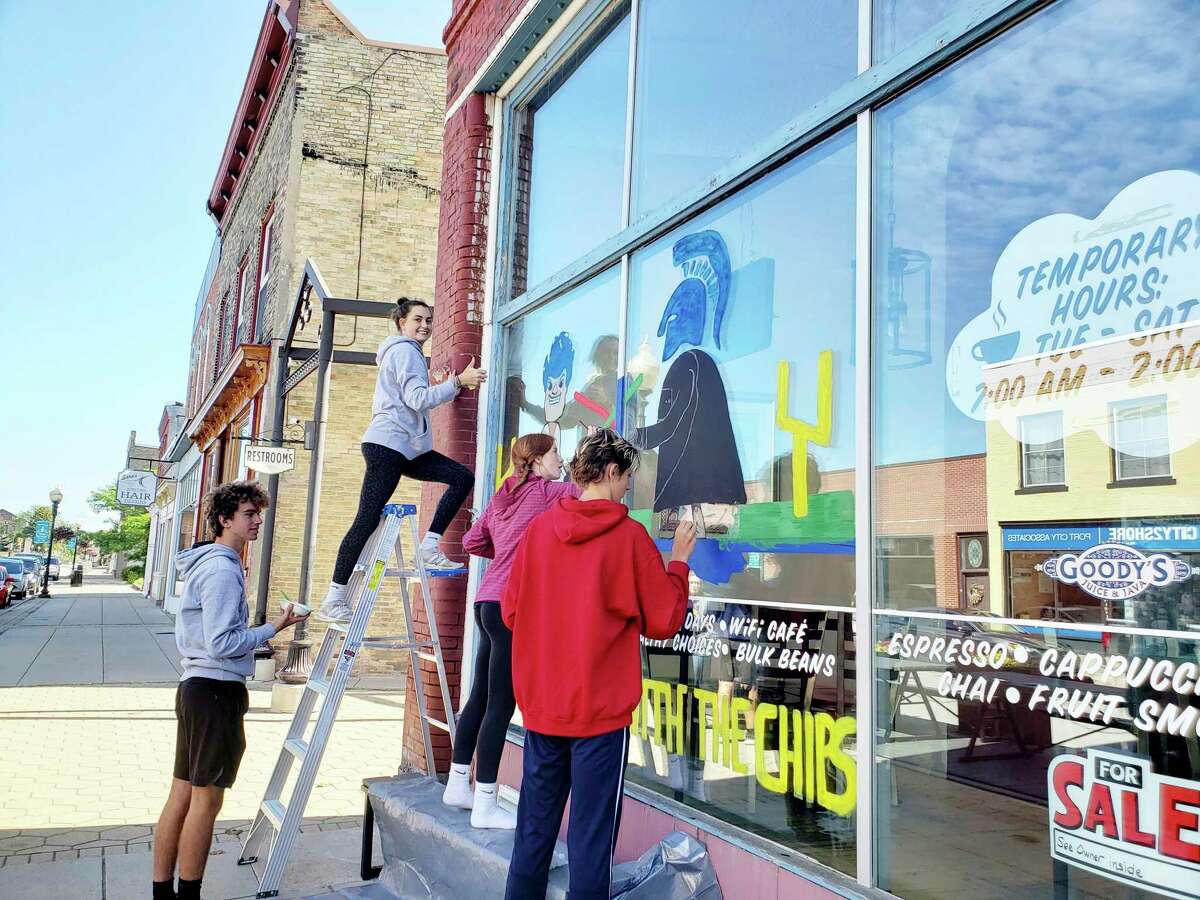 Photos Manistee High School's week to feature dance, parade