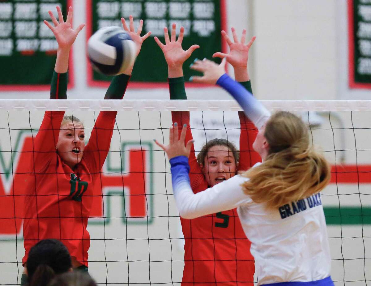 VOLLEYBALL The Woodlands picks up sweep of Grand Oaks