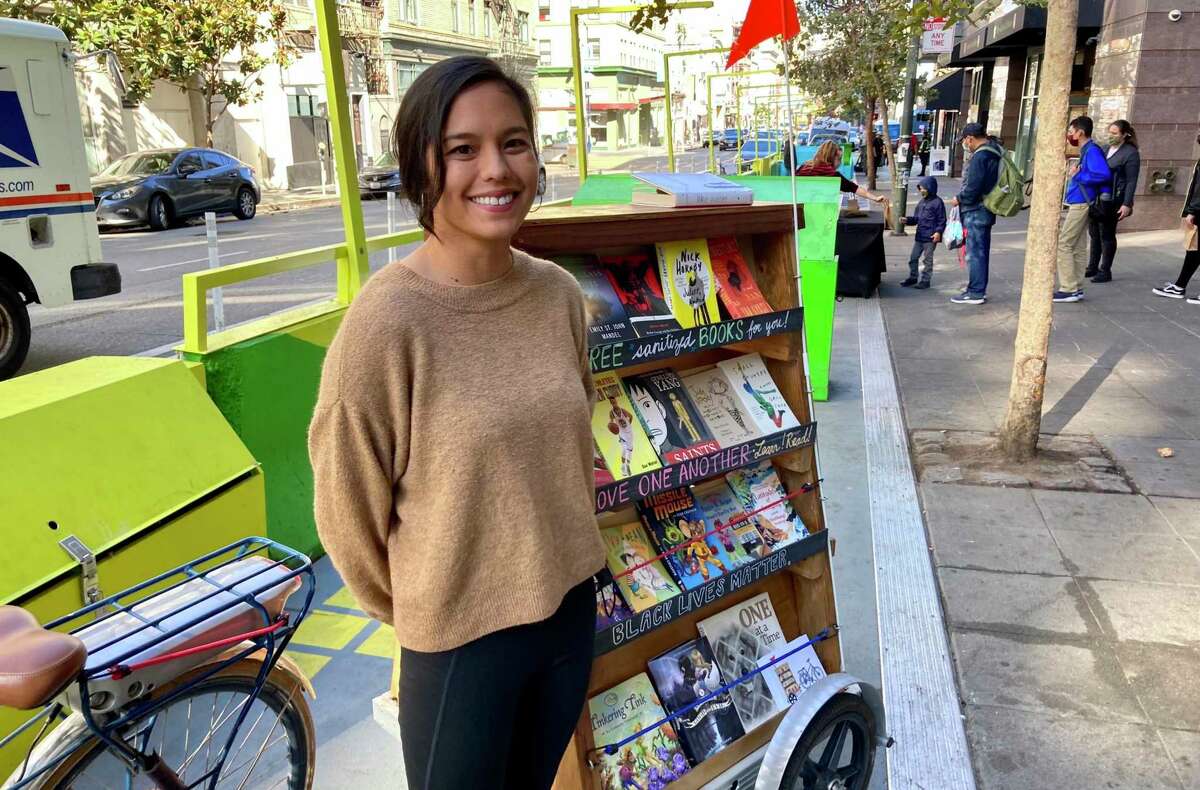 Alicia Tapia created the Bibliobicicleta, a rolling pop-up library that was conceived in 2013, and is currently providing books to children and other residents of the Tenderloin neighborhood in San Francisco.