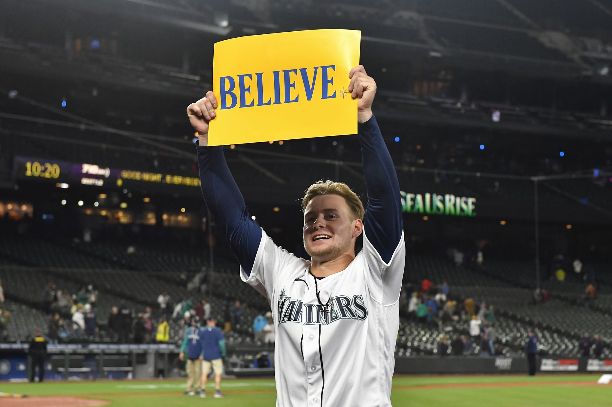 Jarred Kelenic returns as Mariners make series of roster moves - Seattle  Sports