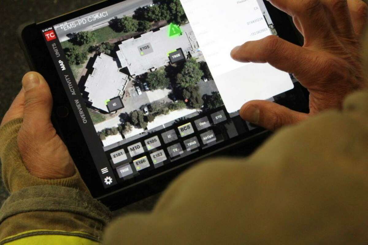 Tablet Command allows incident commanders the versatility to manage their crews on a map.