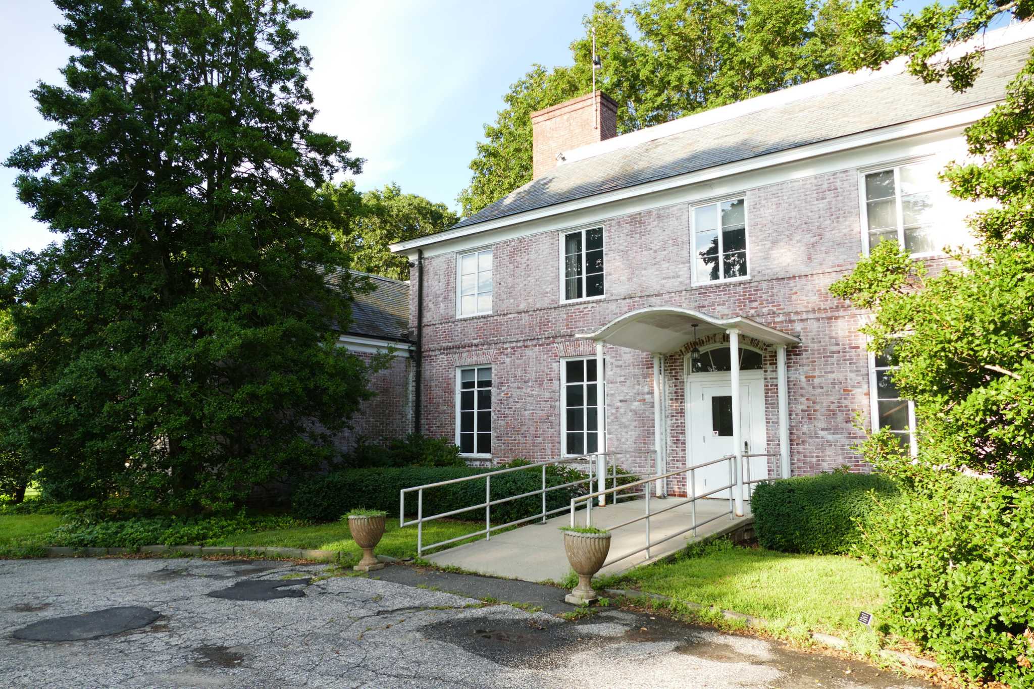 New Canaan plans COVID booster clinic at Irwin House - Vimarsana News